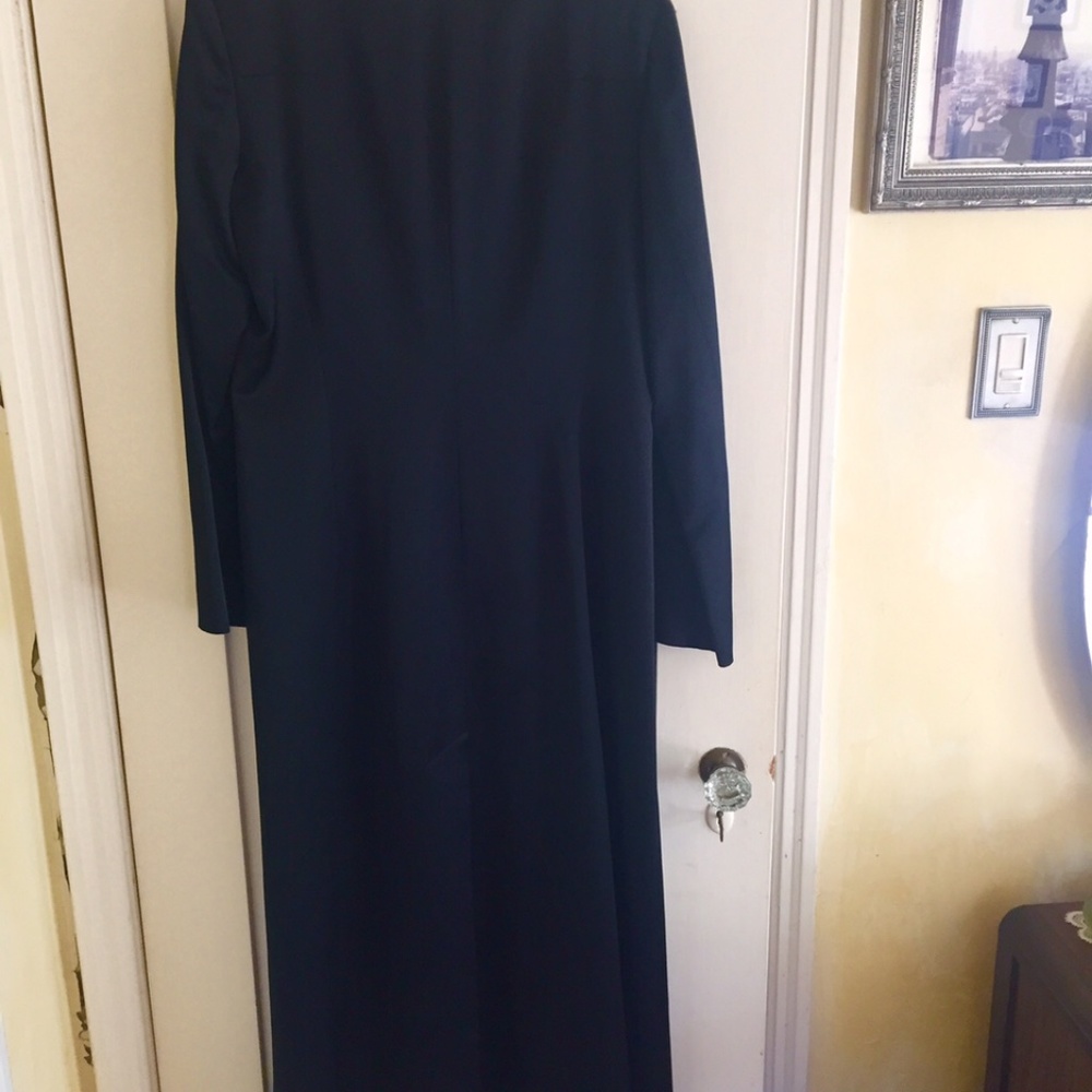 Opera Coat - Picture 2 of 8